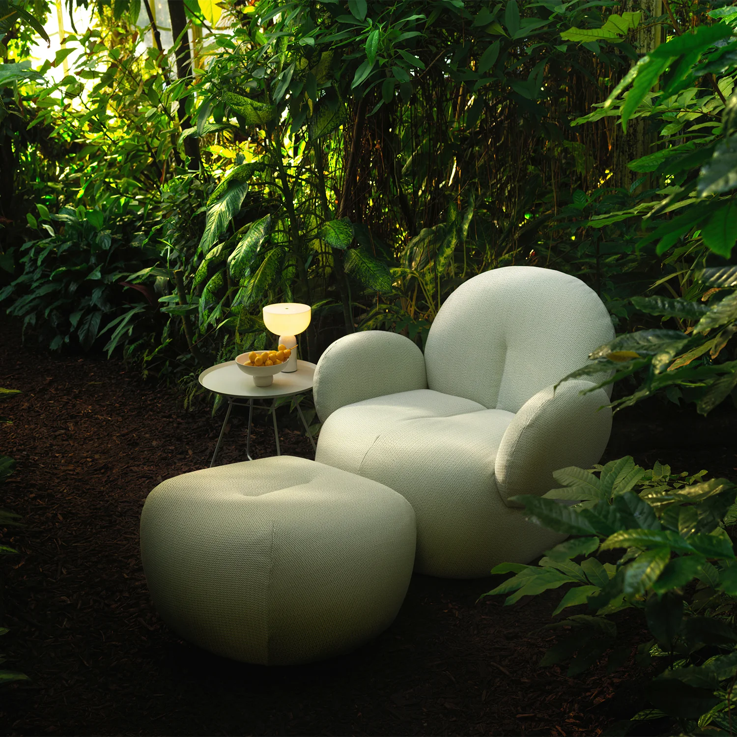 freifrau | nana outdoor pouf petite | lopi fabric - Image 2