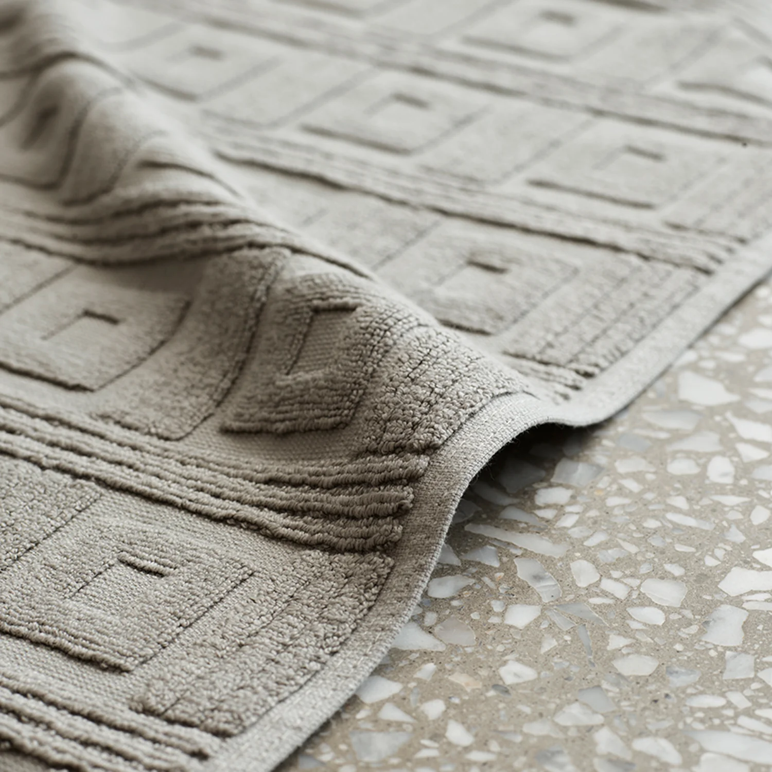 greg natale | astoria towel collection | dove - LC - Image 3