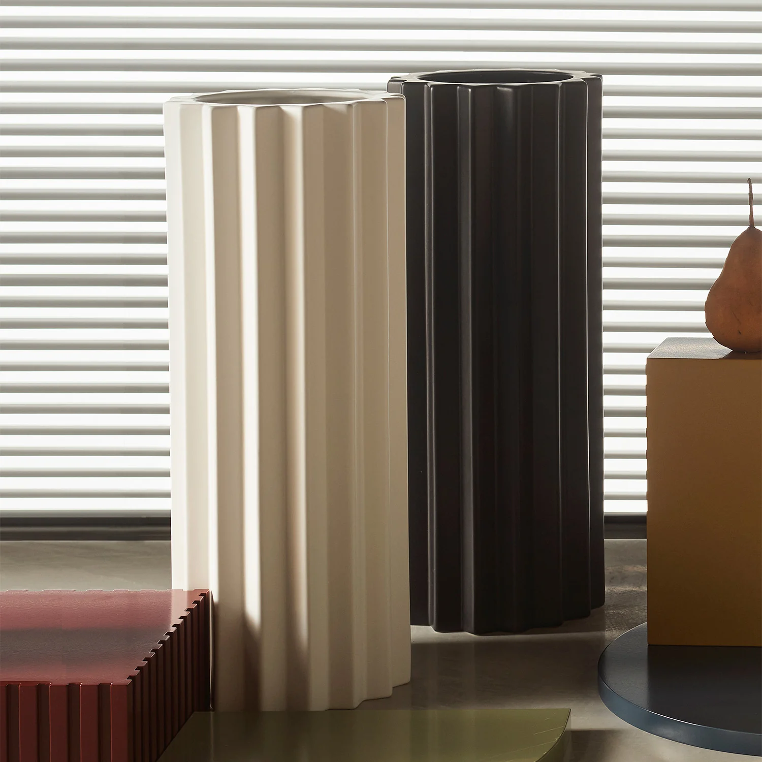 greg natale | parallel lines vase | black ~ DC - Image 3