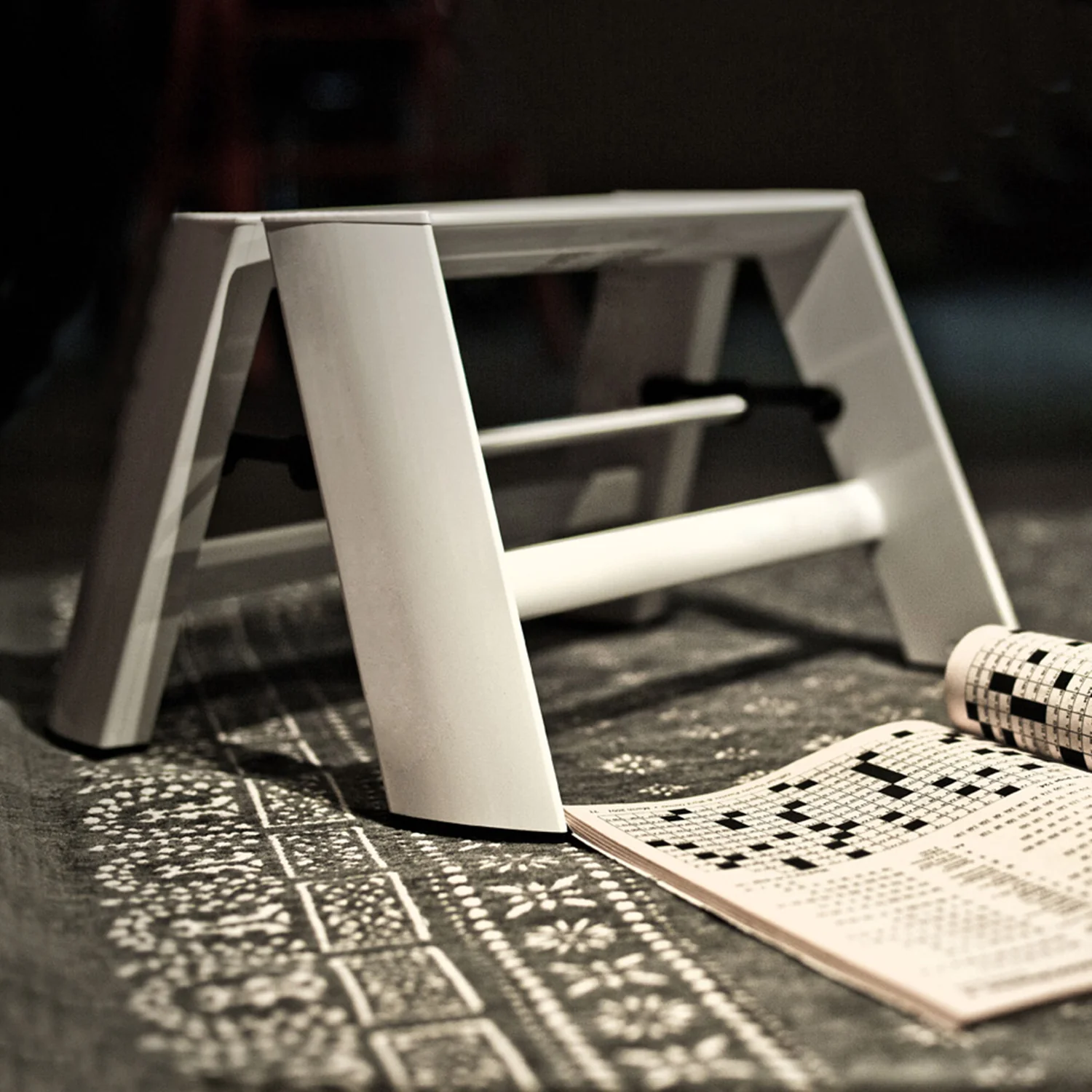 hasegawa | lucano 1 step ladder | white - Image 3