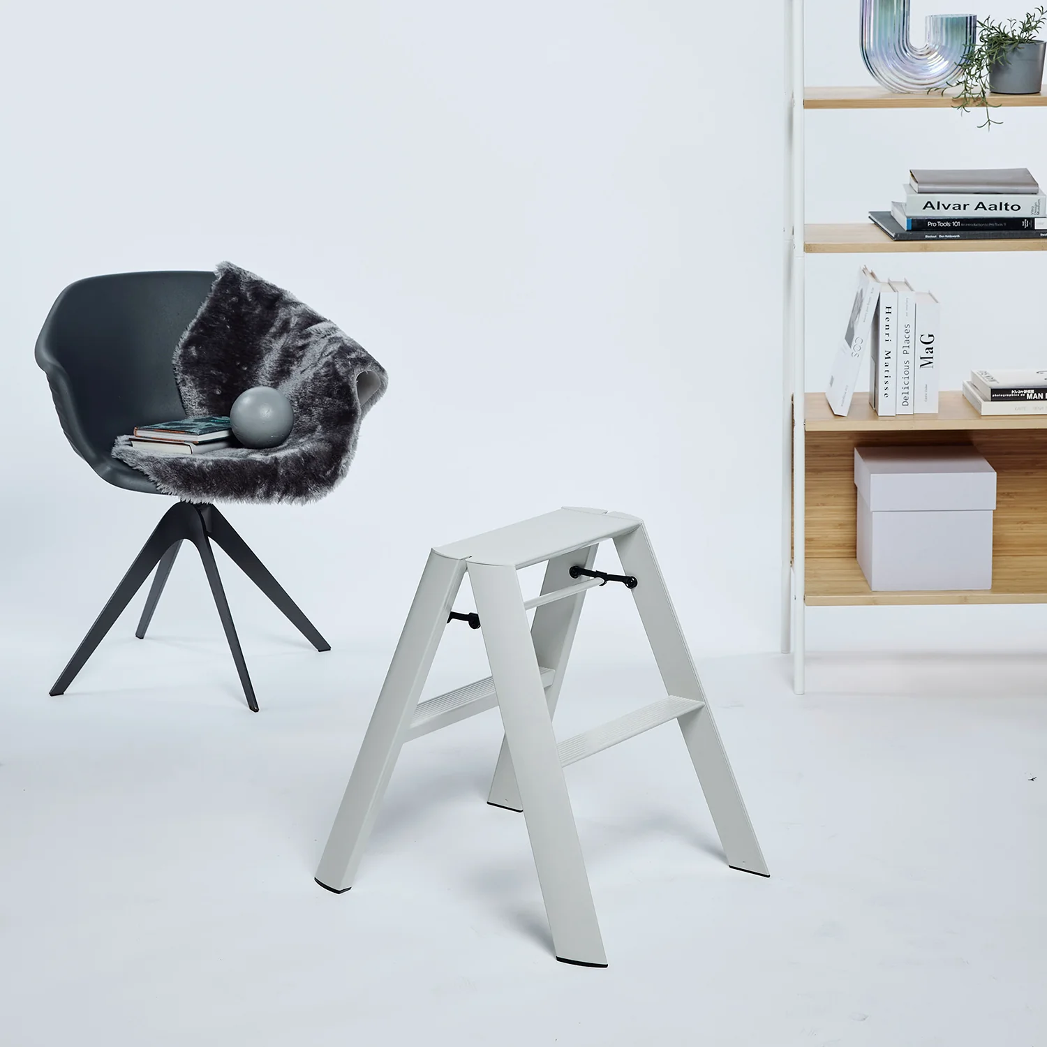 hasegawa | lucano 2 step ladder | crystal grey - Image 3