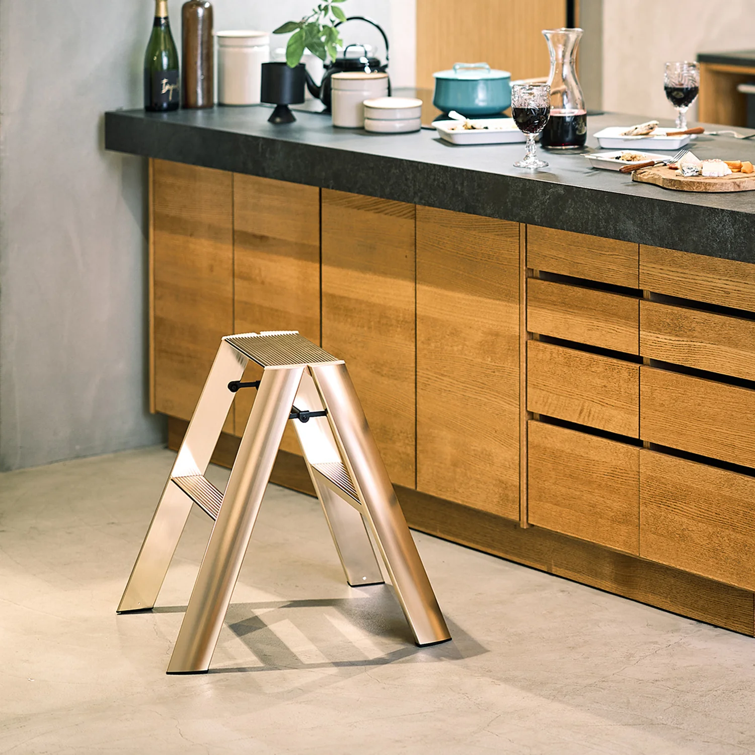 hasegawa | lucano 2 step ladder premium | gold (japan) - LC - Image 4
