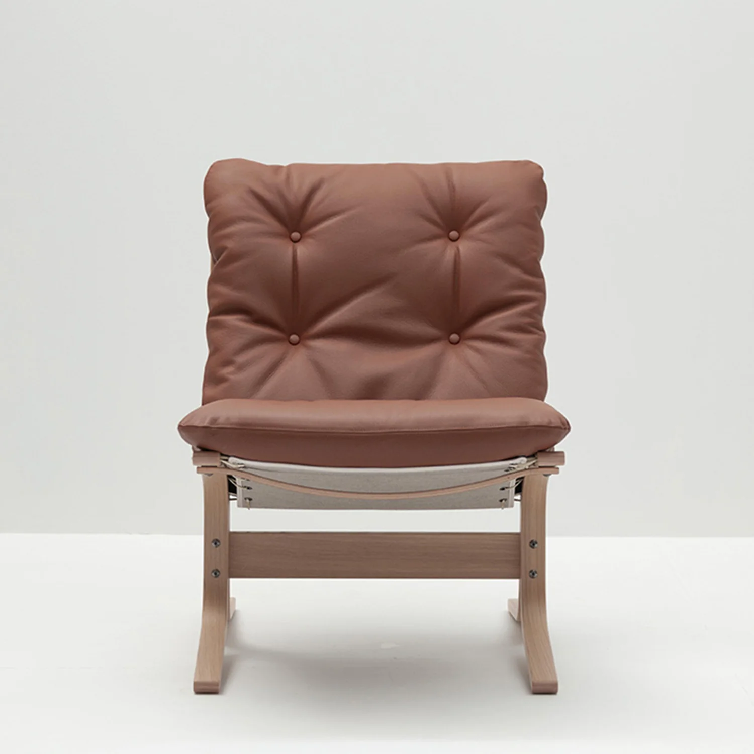 lk hjelle | siesta classic 302 chair | low back | oak + rustical tan leather - Image 3