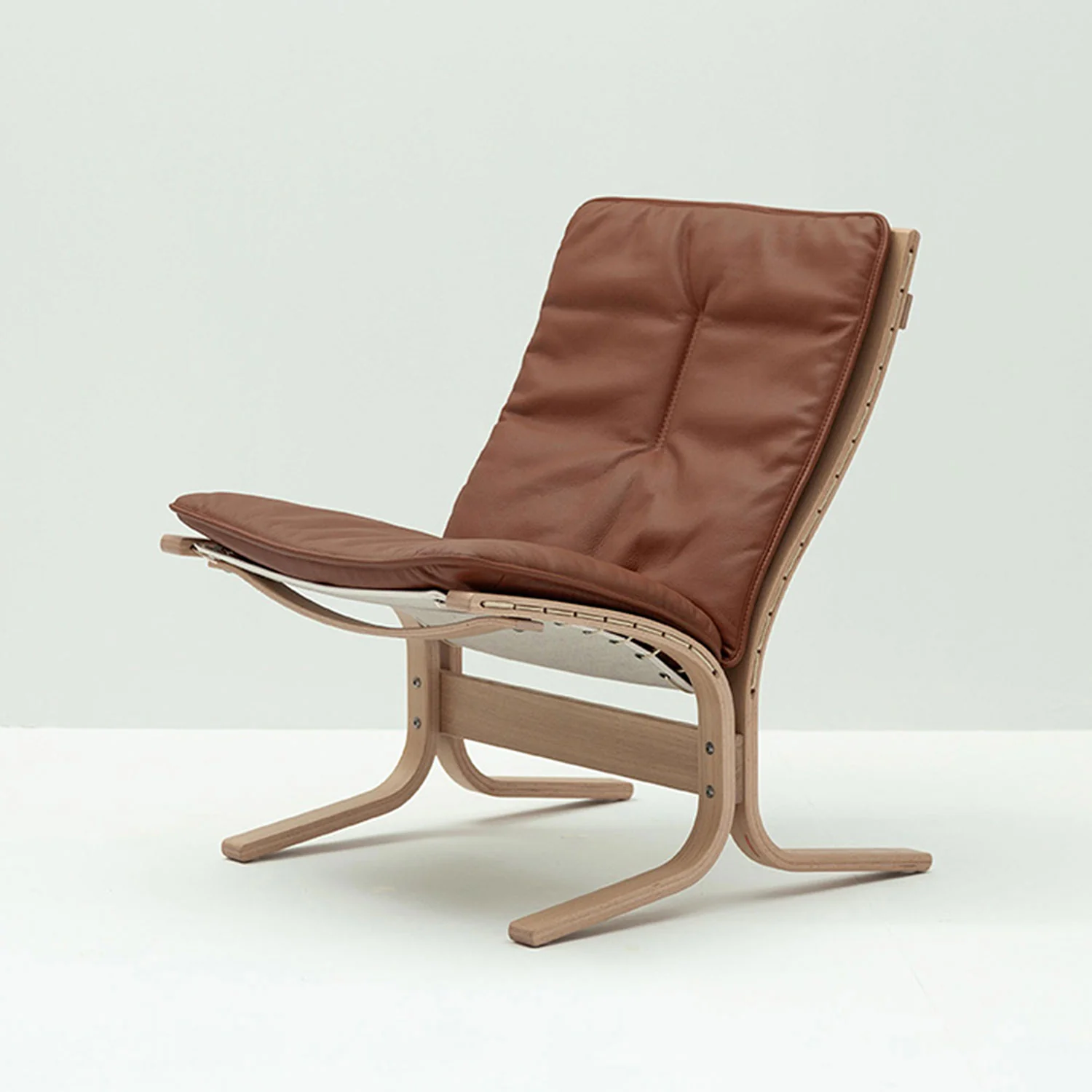 lk hjelle | siesta fiora 307 chair | low back | oak + rustical tan leather - Image 7