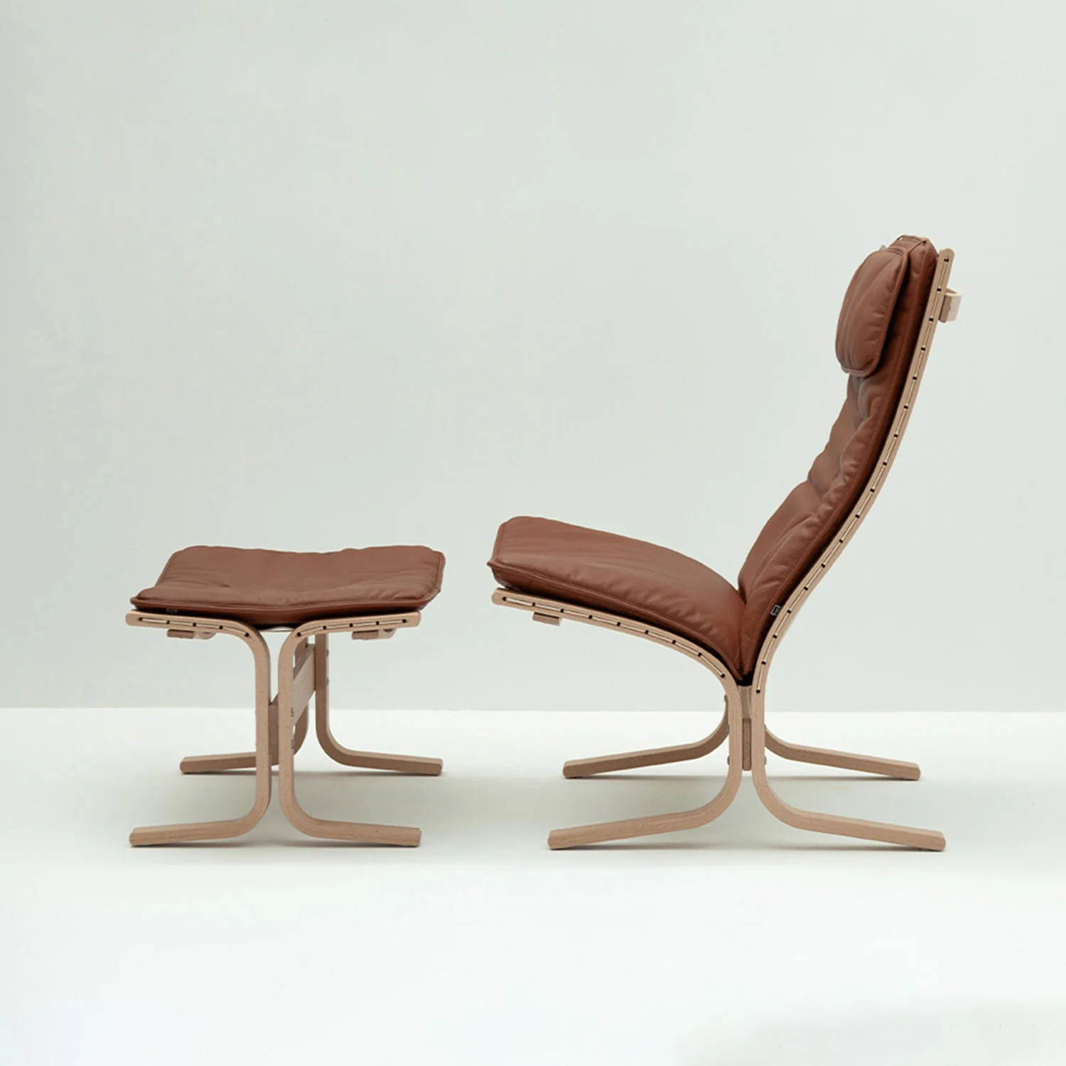 lk hjelle | siesta fiora 309 footstool | oak + rustical tan leather - Image 4