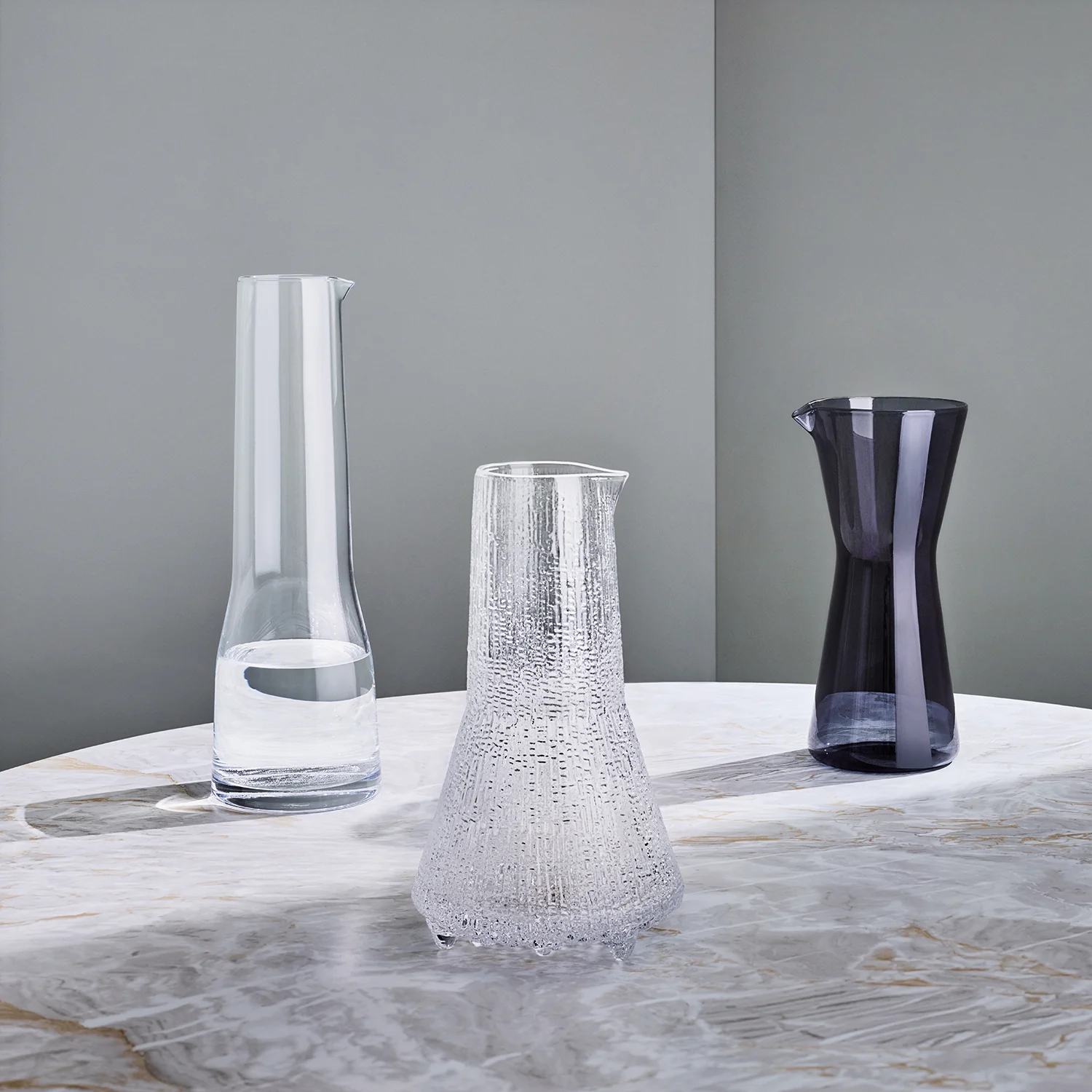 iittala | kartio pitcher | dark grey - Image 3