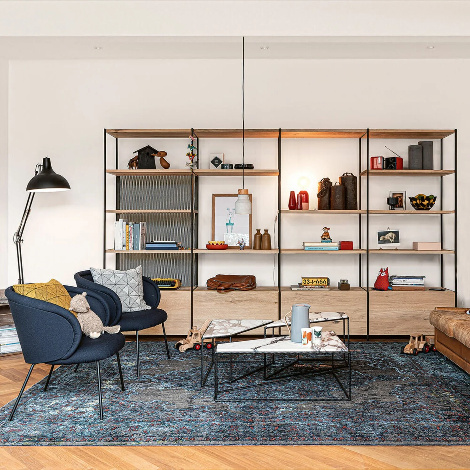 janua | bc 06 room 68 shelving system | 4x5 grid oak + black - Image 2