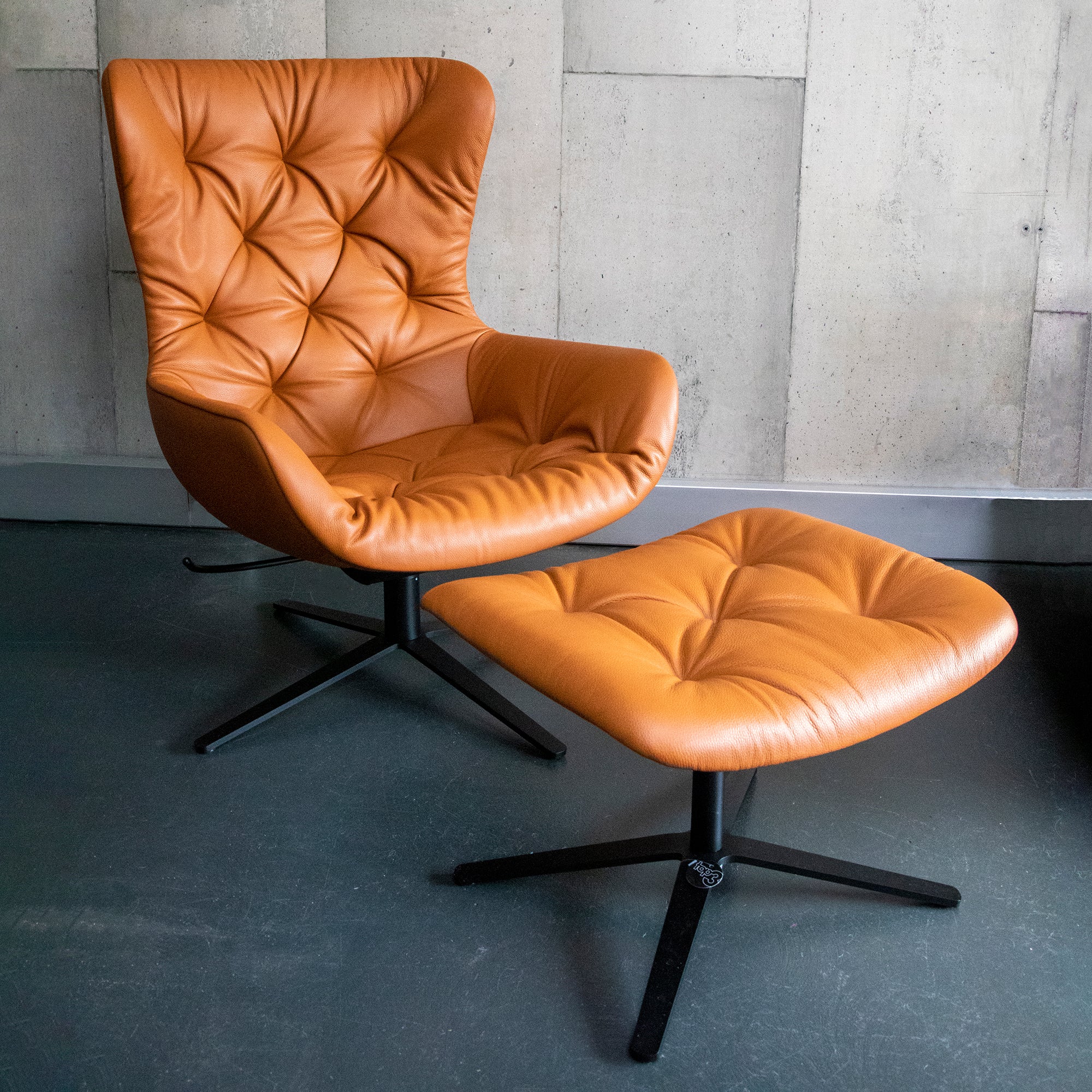 freifrau | leya wingback chair | x-base frame with tilt | cairo cognac leather + chesterfield stitch - Image 4