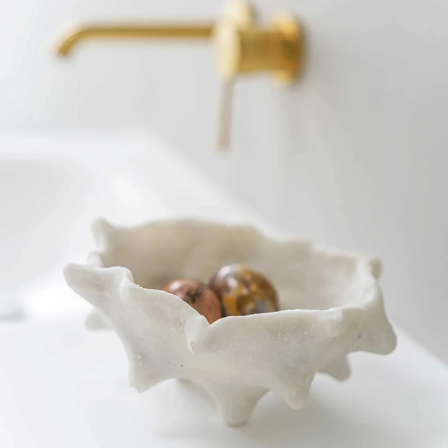 mette ditmer | art piece | chestnut bowl | off white - Image 6