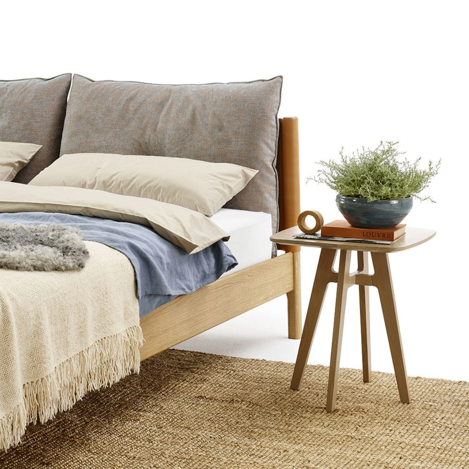 moeller design | LIV king bed | oak + whisky leather - Image 9