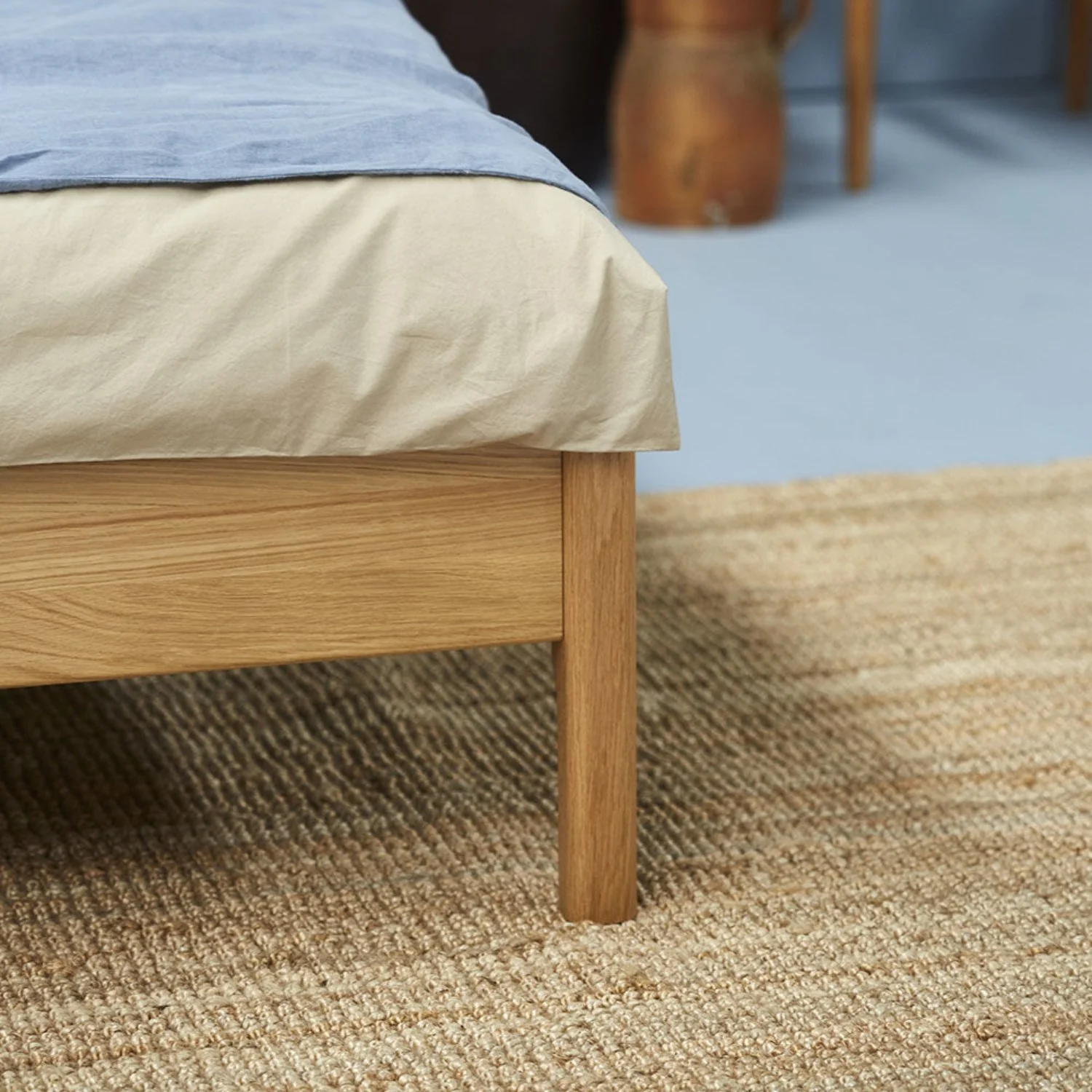 moeller design | LIV queen bed | oak + whisky leather - Image 11