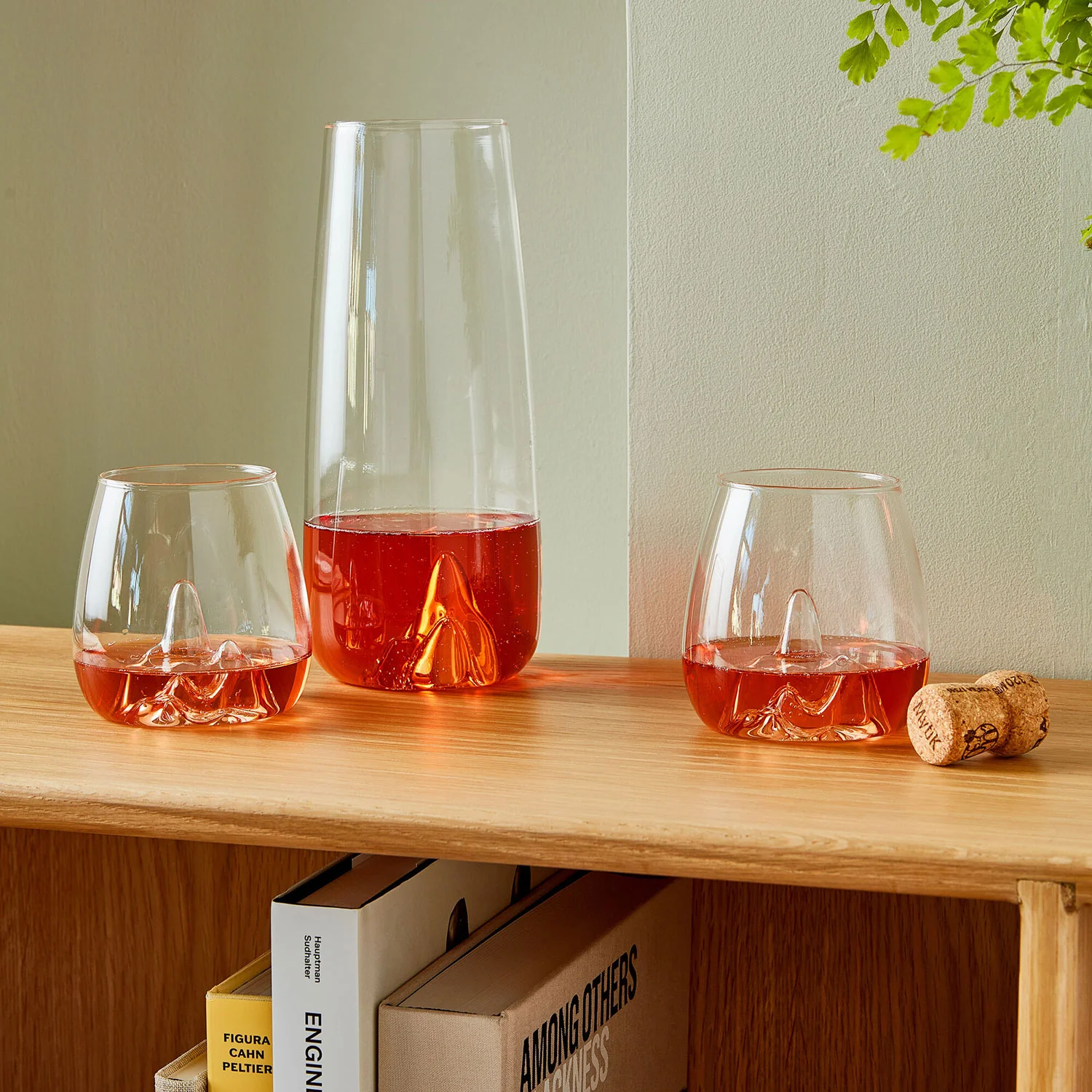 moma | glasscape carafe - LC - Image 2