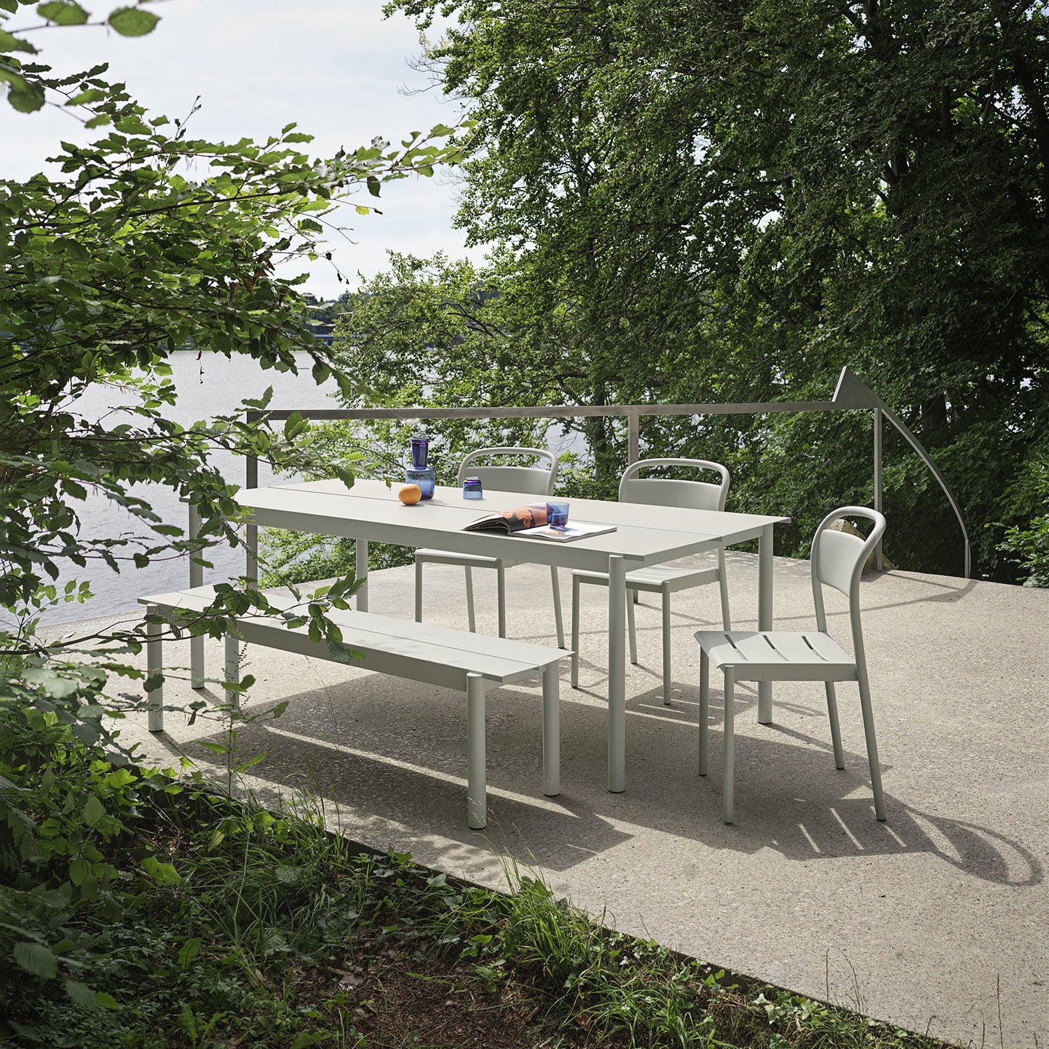 muuto | linear steel table | grey 140x75cm - Image 2