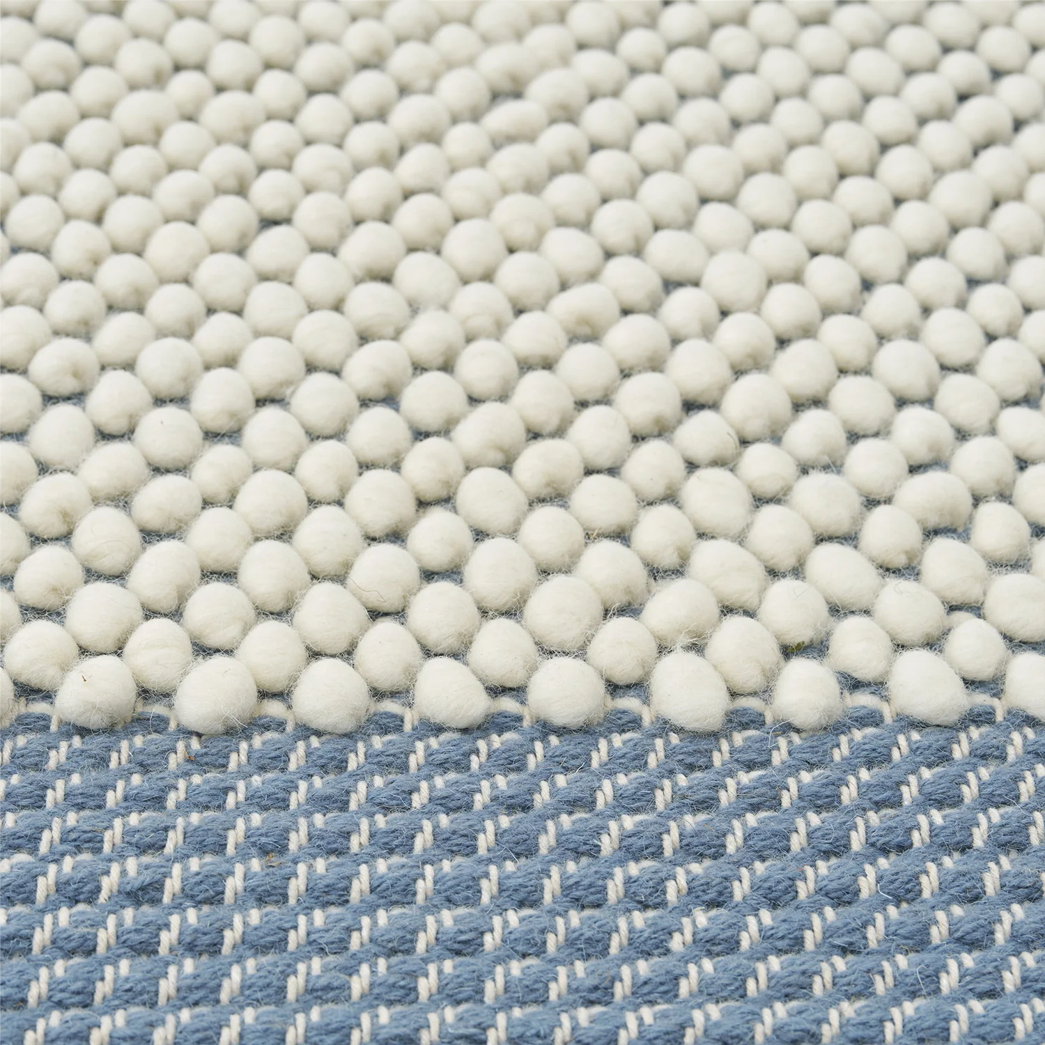 muuto | pebble wool rug | pale blue 170x240cm - Image 4