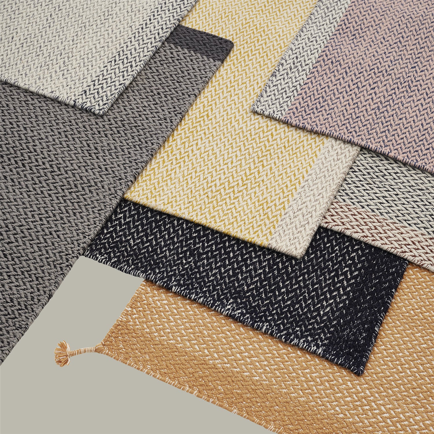 muuto | ply rug | off white 360x270cm - Image 8