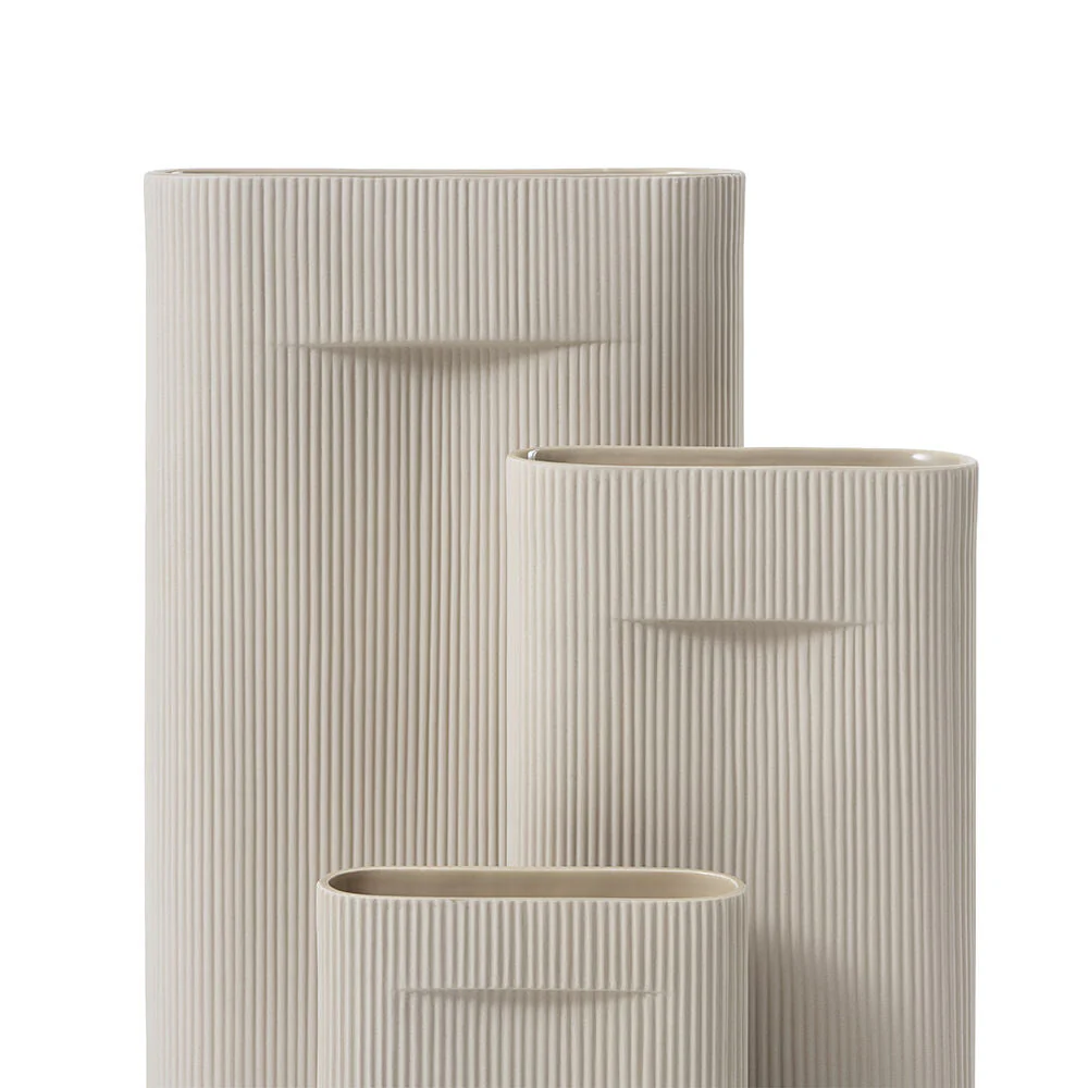 muuto | ridge vase | beige 35cm - DC - Image 3