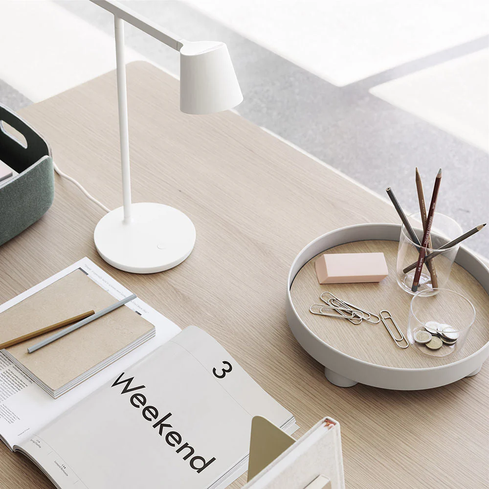 muuto | tip table lamp | white - Image 3