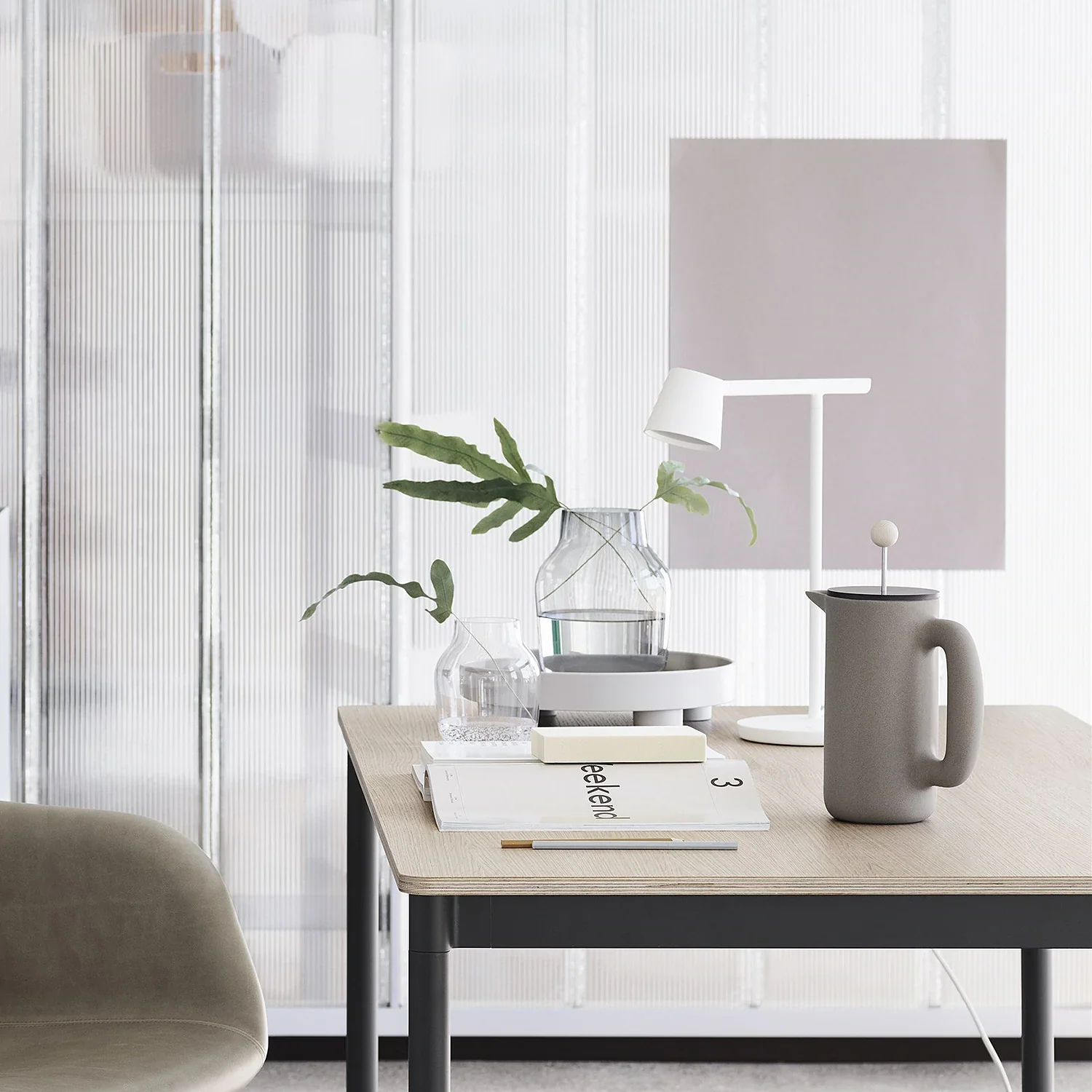 muuto | tip table lamp | white - Image 7