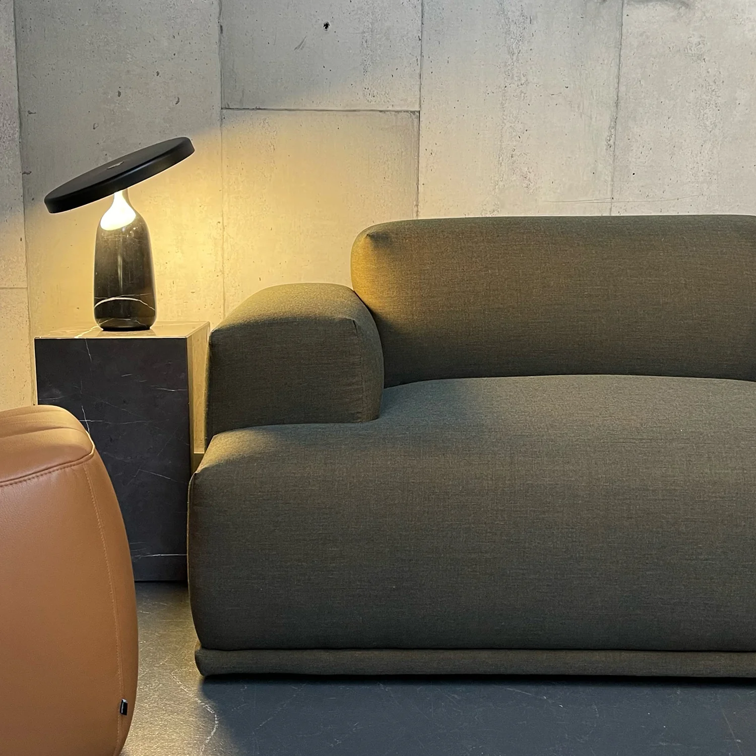 normann copenhagen | eddy table lamp | black - Image 2