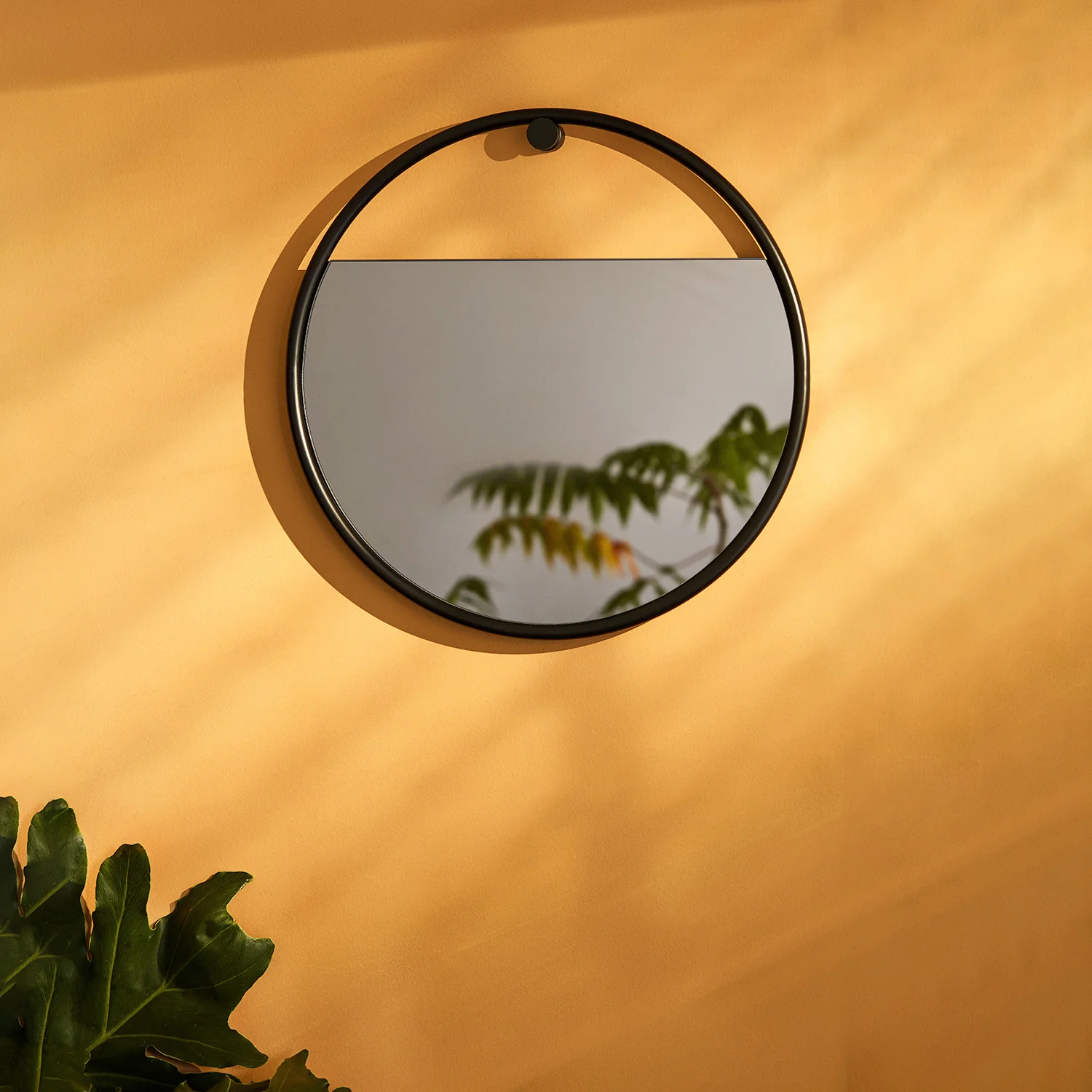 northern | peek circular mirror | large - LC - Image 5