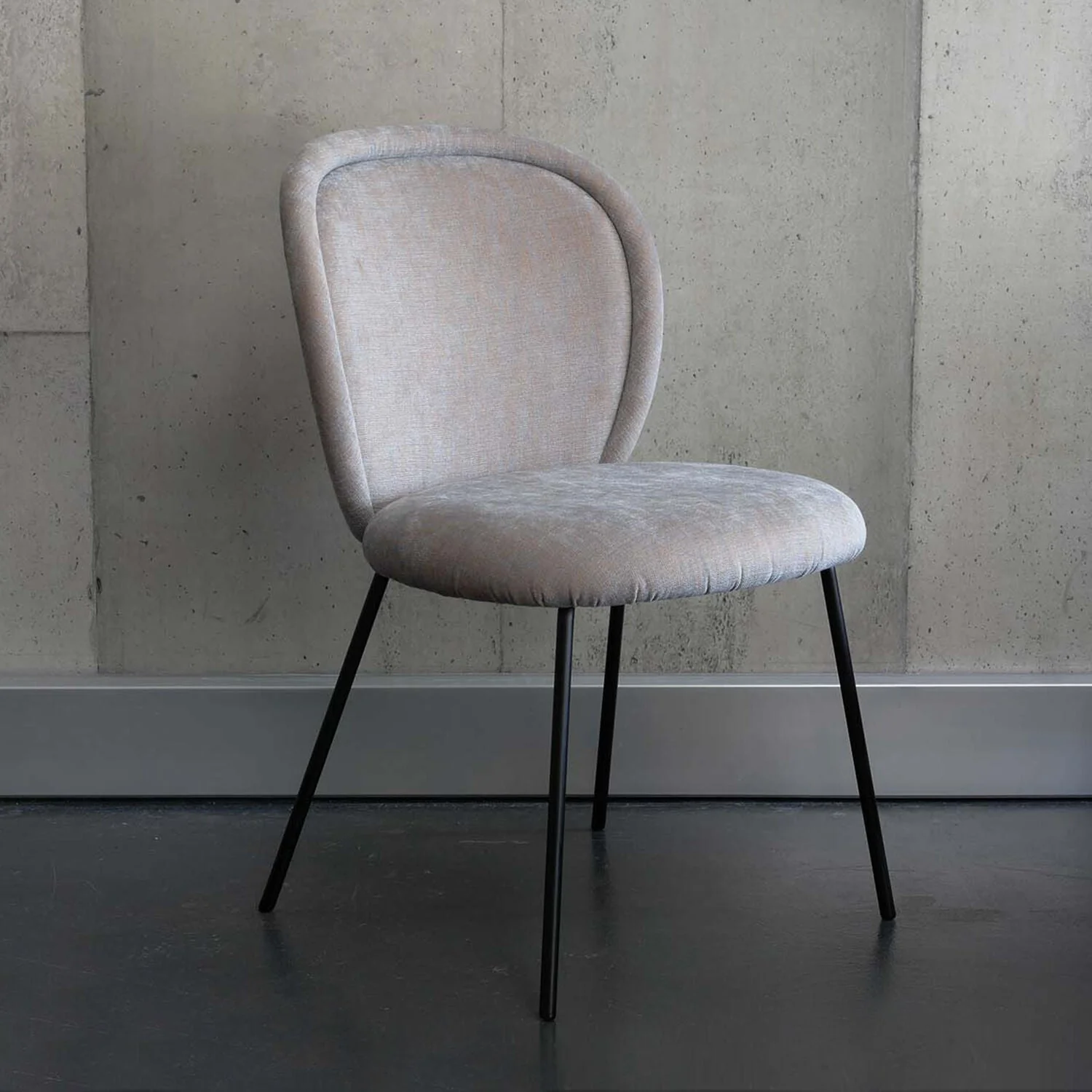 freifrau | ona side chair | steel frame black | maple 732 - Image 4