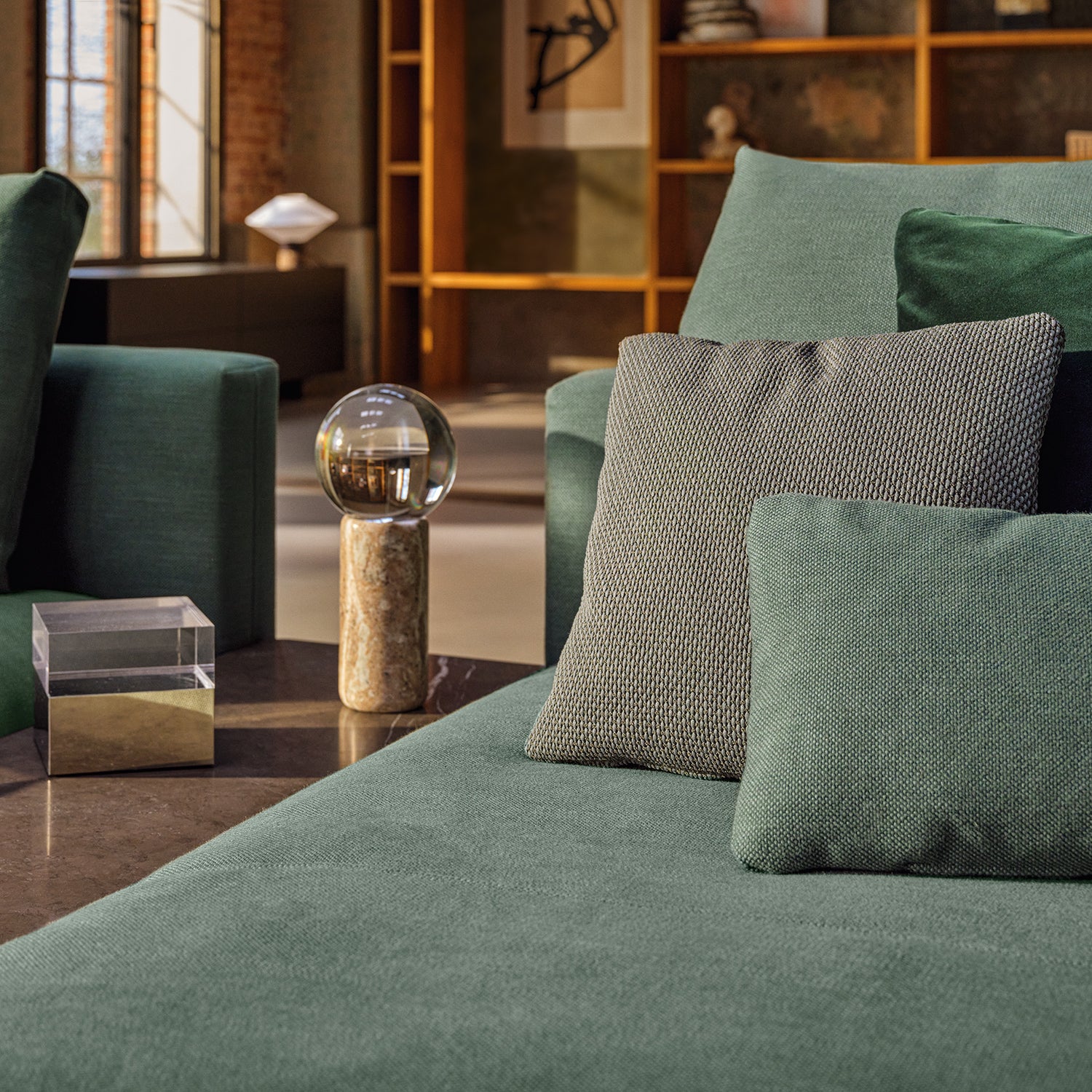 rolf benz | nuvola sofa + footstool | fabric beige grey 26384 + marrone metallic legs - Image 9