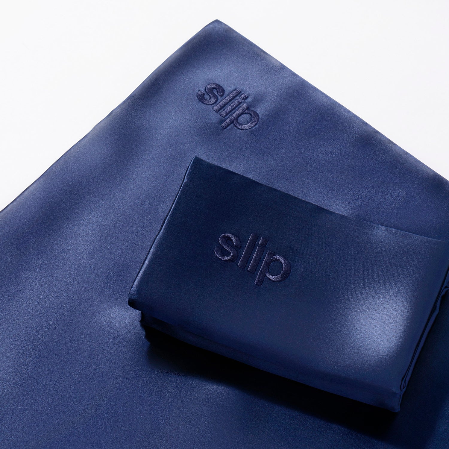 slip | silk queen zippered pillowcase | navy - Image 3