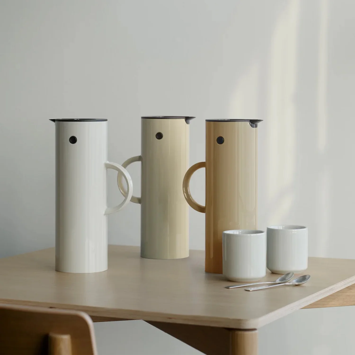 stelton | em77 vacuum jug | sand - Image 4