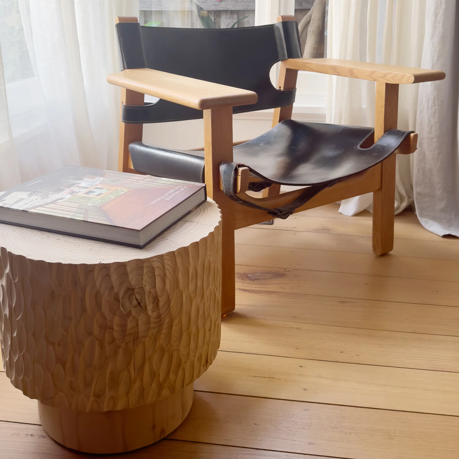 studio nikco | wooden stool / side table | stepped no.3 carved - Image 4