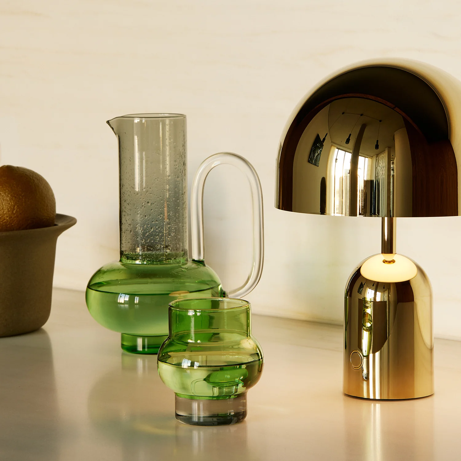 tom dixon | bell table lamp | gold - Image 7