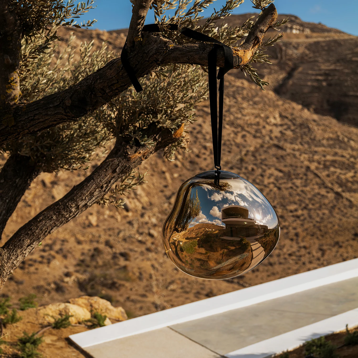 tom dixon | melt shade | portable floor + hanging lamp - Image 2