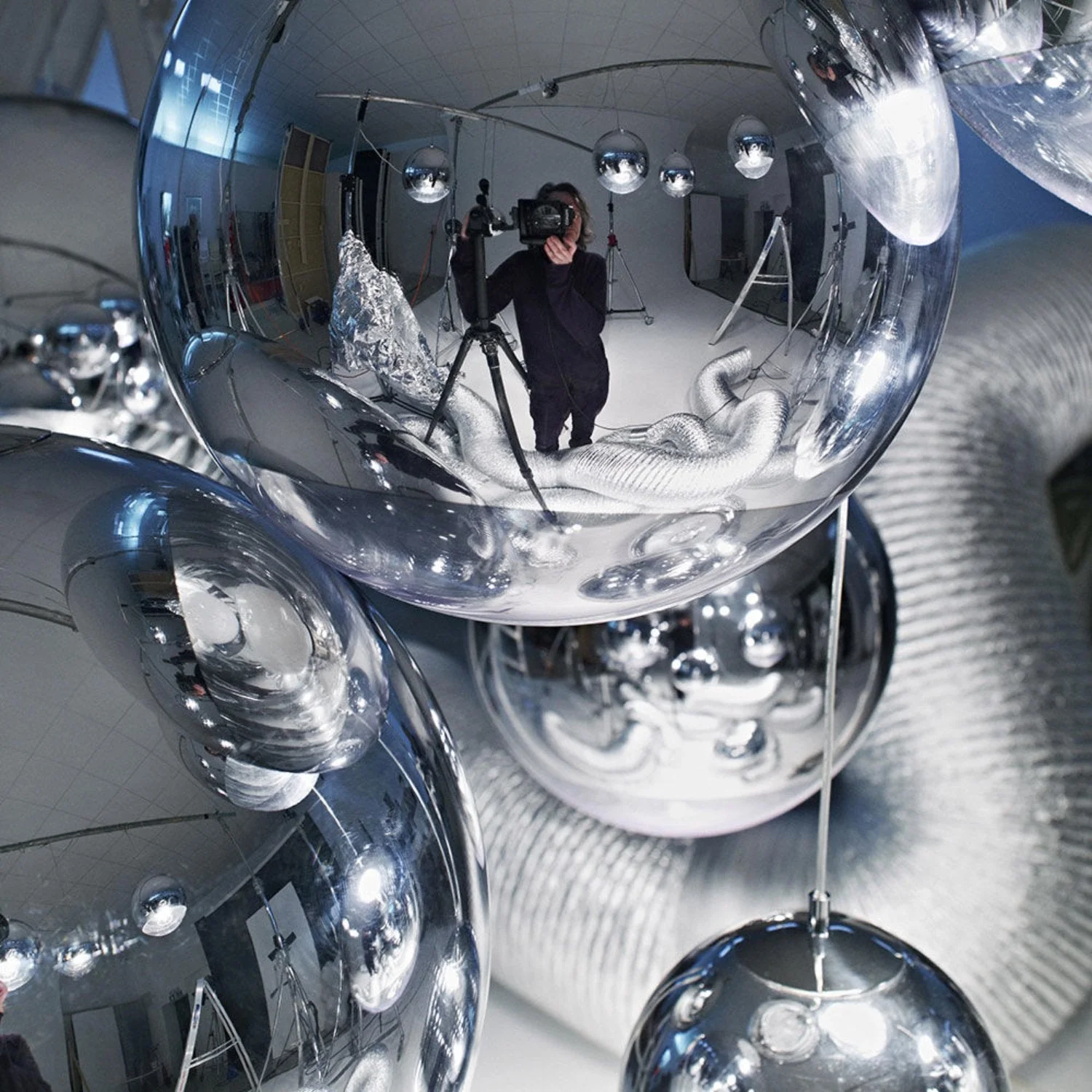 tom dixon | mirror ball pendant light | silver 50cm - V1 - Image 6