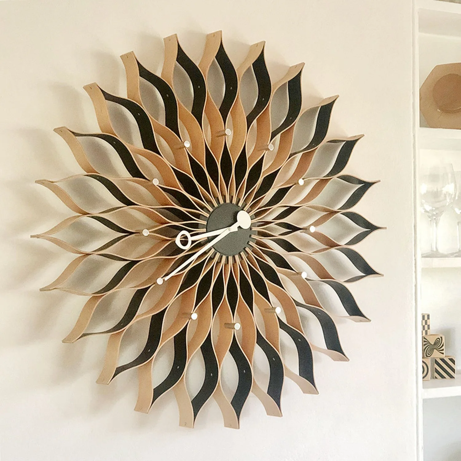 vitra | george nelson sunflower clock | birch - Image 6