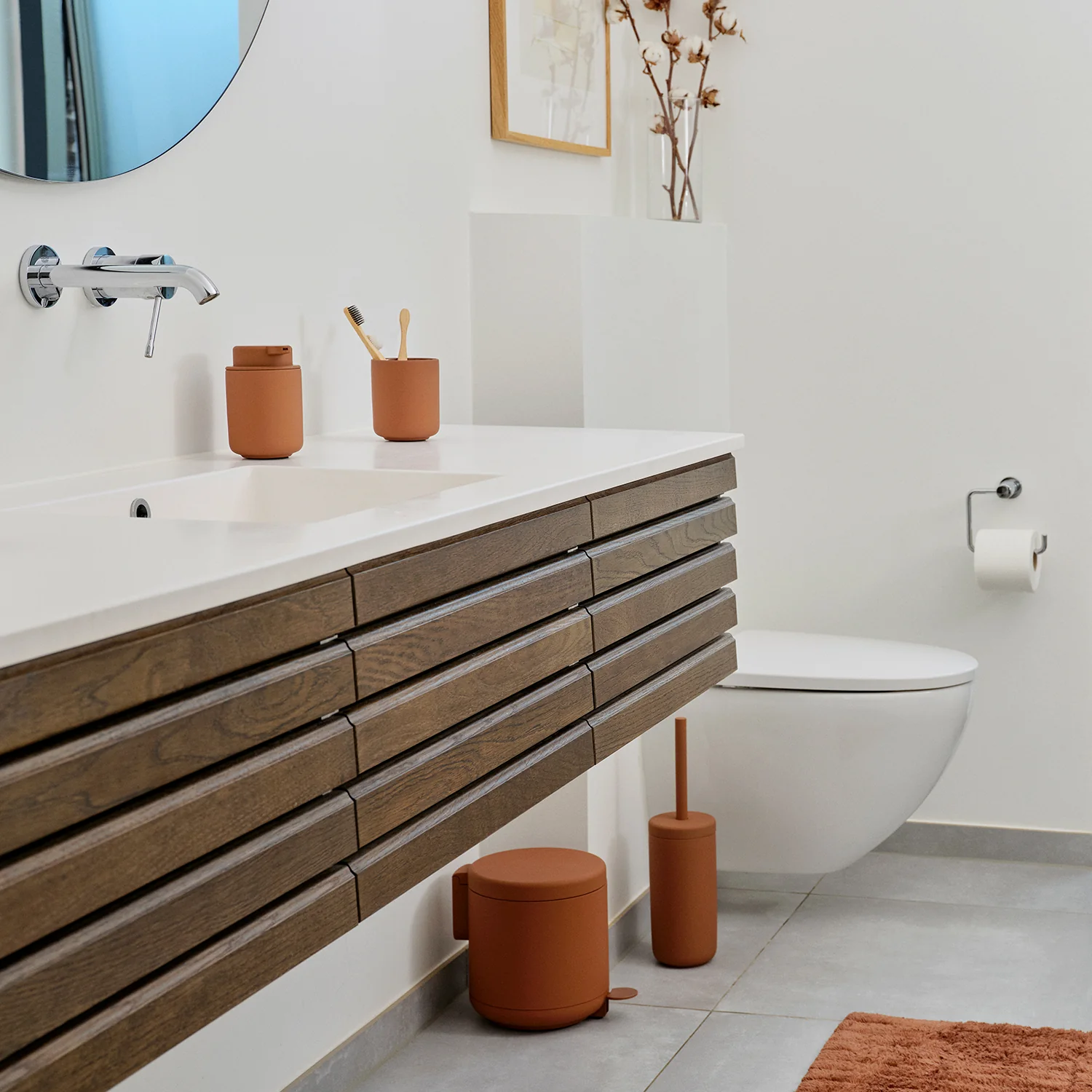 zone denmark | ume toothbrush mug | terracotta - Image 3