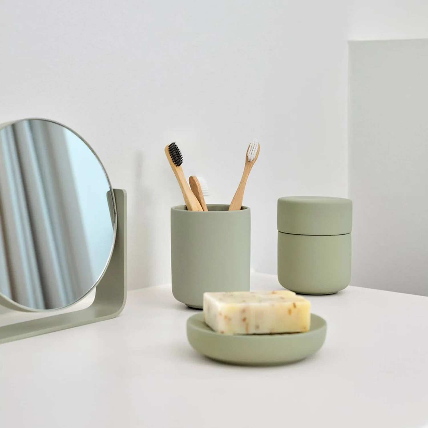 zone denmark | ume jar with lid | eucalyptus green - Image 4